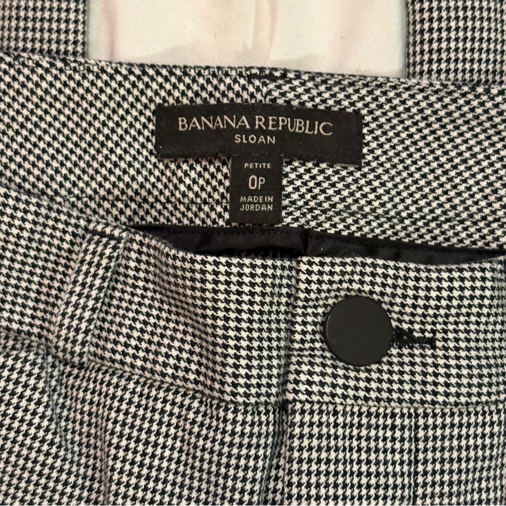Banana Republic Black & White Houndstooth Skinny Pants - Picture 4 of 6